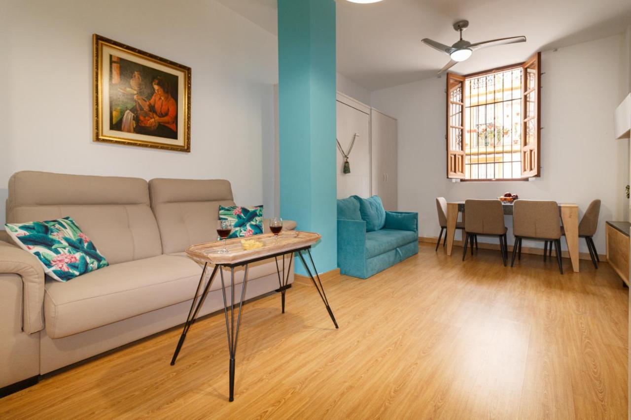Apartamento Acogedor Y Equipado En El Centro De Sevilla Buitenkant foto